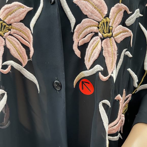Natori Saks Tunic Top Women S Black Sheer Floral Embroidered Button Up READ - Picture 3 of 10